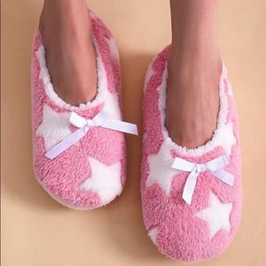 New Pink Plush Slippers